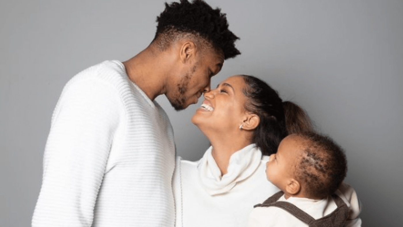 Αντετοκούνμπο: Η τρυφερή φωτογραφία της Μαράια με την αγκαλιά των παιδιών τους