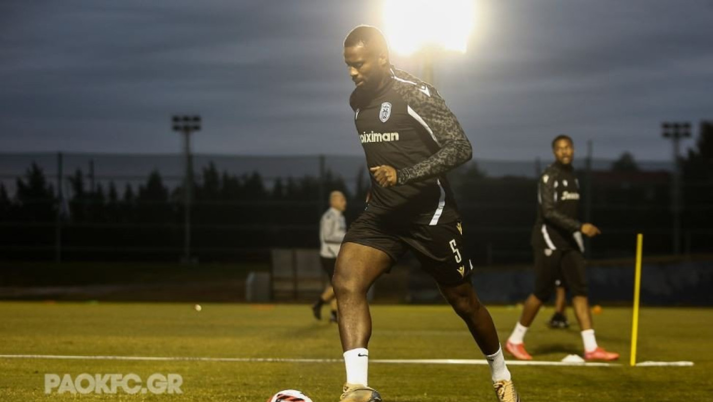 Τρίβει τα χέρια του ο Λουτσέσκου: Δύο σημαντικές επιστροφές