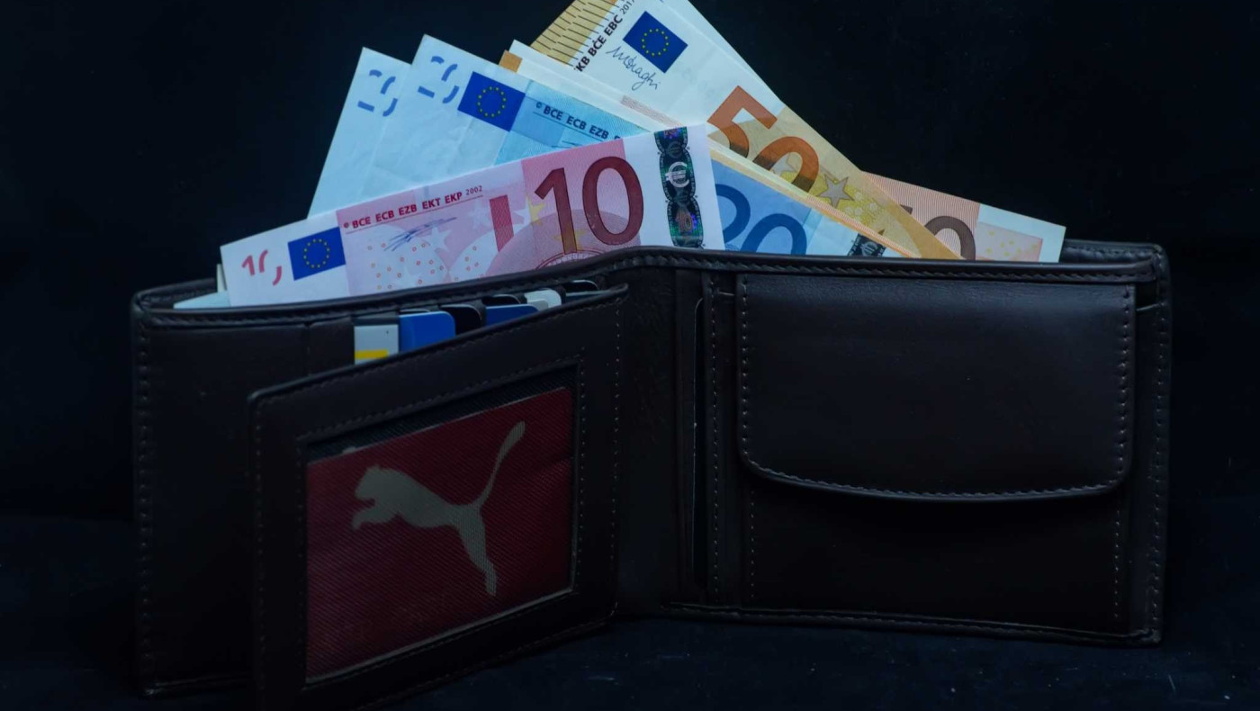 Πληρωμές e-ΕΦΚΑ, ΟΑΕΔ, ΣΥΝ-ΕΡΓΑΣΙΑ: Τι καταβάλλεται μέχρι 22 Οκτωβρίου