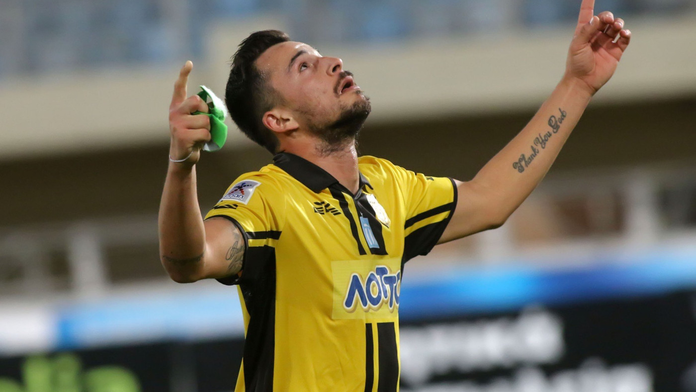 Φουλάρει για Χαντί, εξετάζεται και ο Γκέλιος