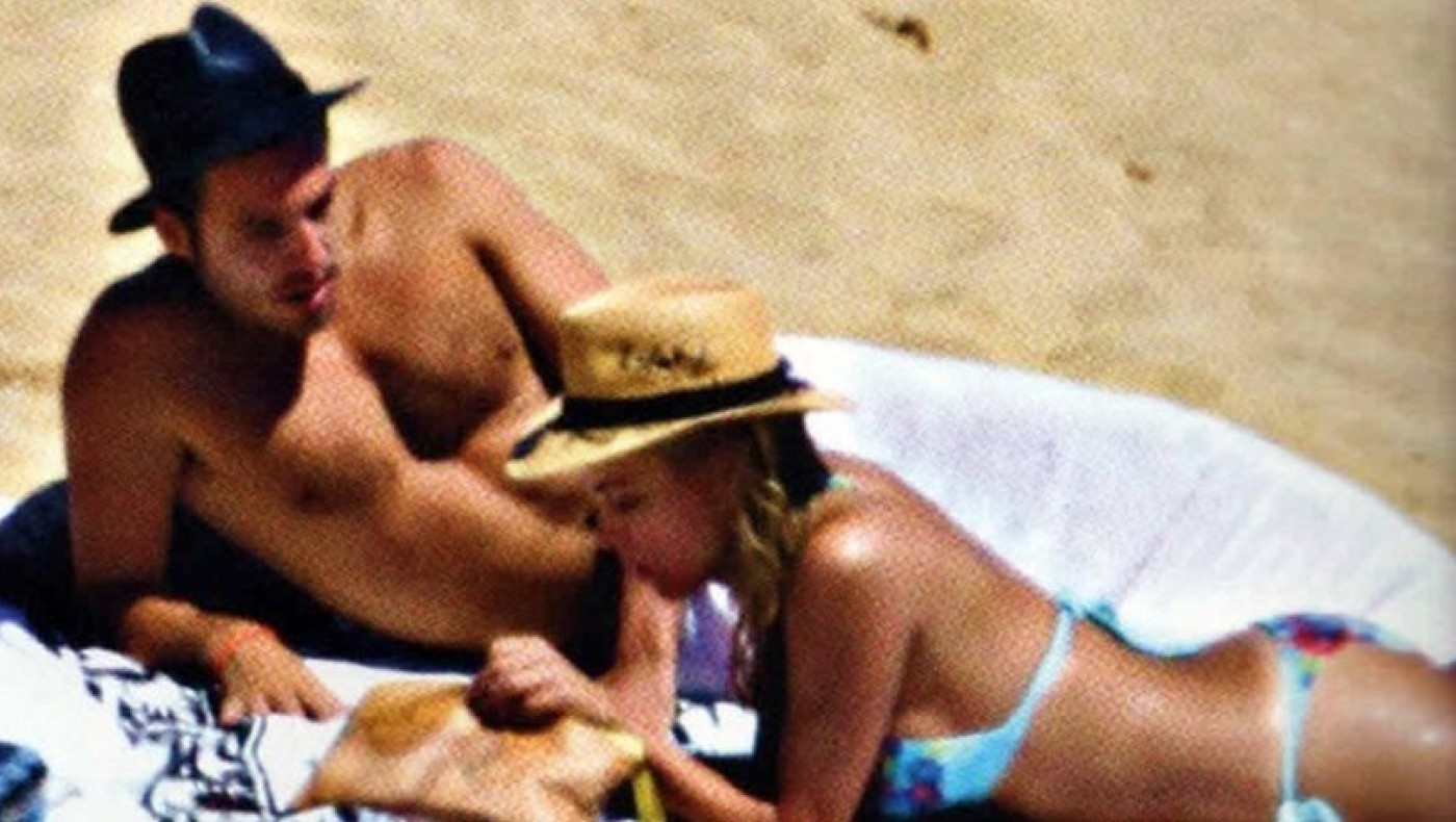 Παιχνίδια ερωτικά από τη Δούκισσα Νομικού σε παραλία της Μυκόνου! (video)