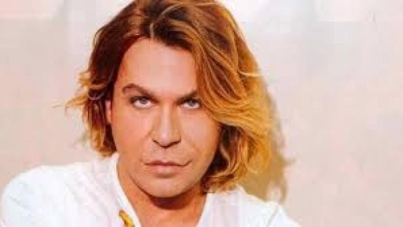  Όταν έφυγε η μητέρα μου εγώ την έντυσα, την έβαψα, της έφτιαξα τα μαλλιά... 