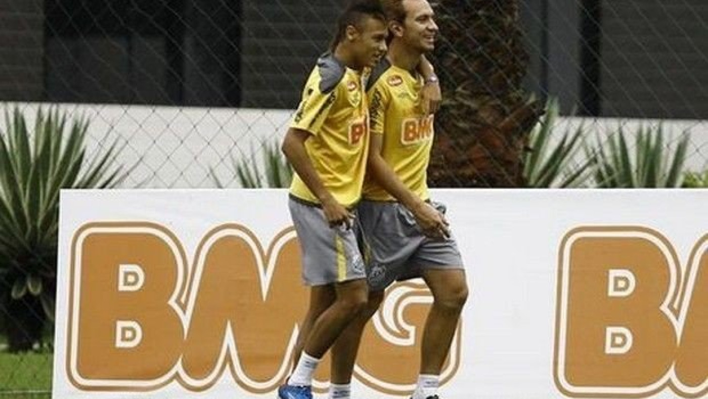 A-Π-Ι-Σ-Τ-Ε-Υ-Τ-Ο: Άλλαξε όνομα για να παίξει ποδόσφαιρο!