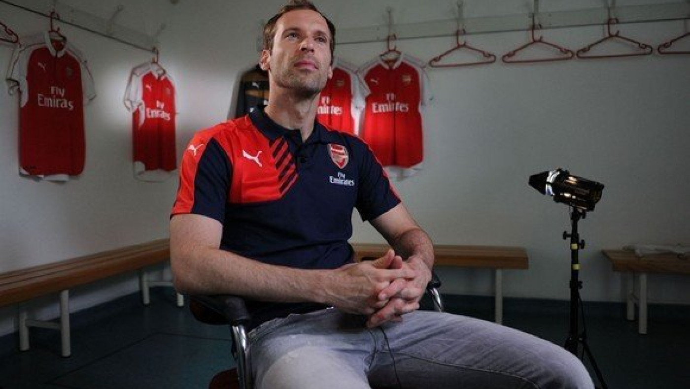 Χυδαίες διαδικτυακές επιθέσεις στον Τσεχ