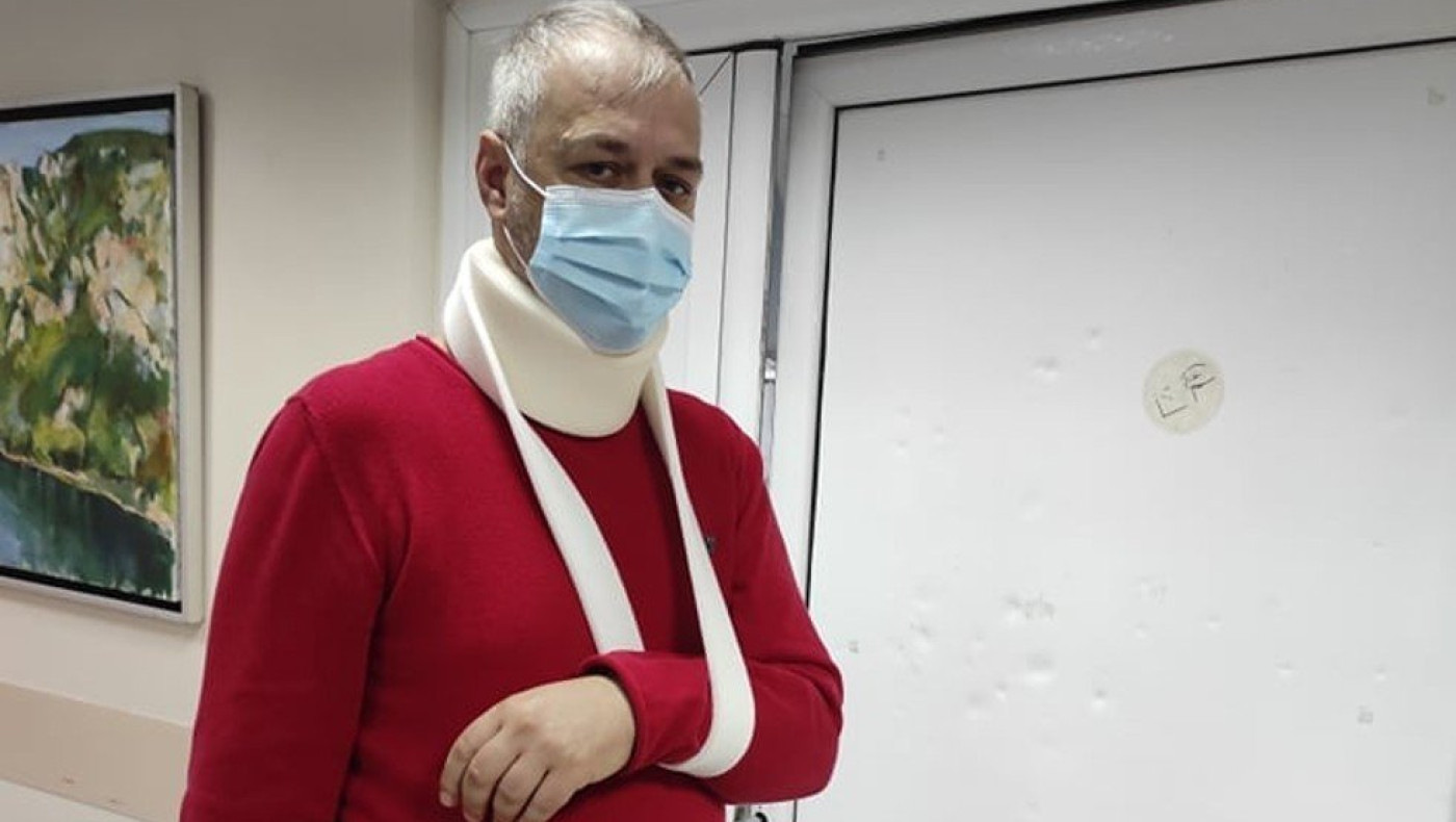 Αναστασίου: «Μου έσκισαν το μπουφάν και δέχθηκα μία γροθιά»