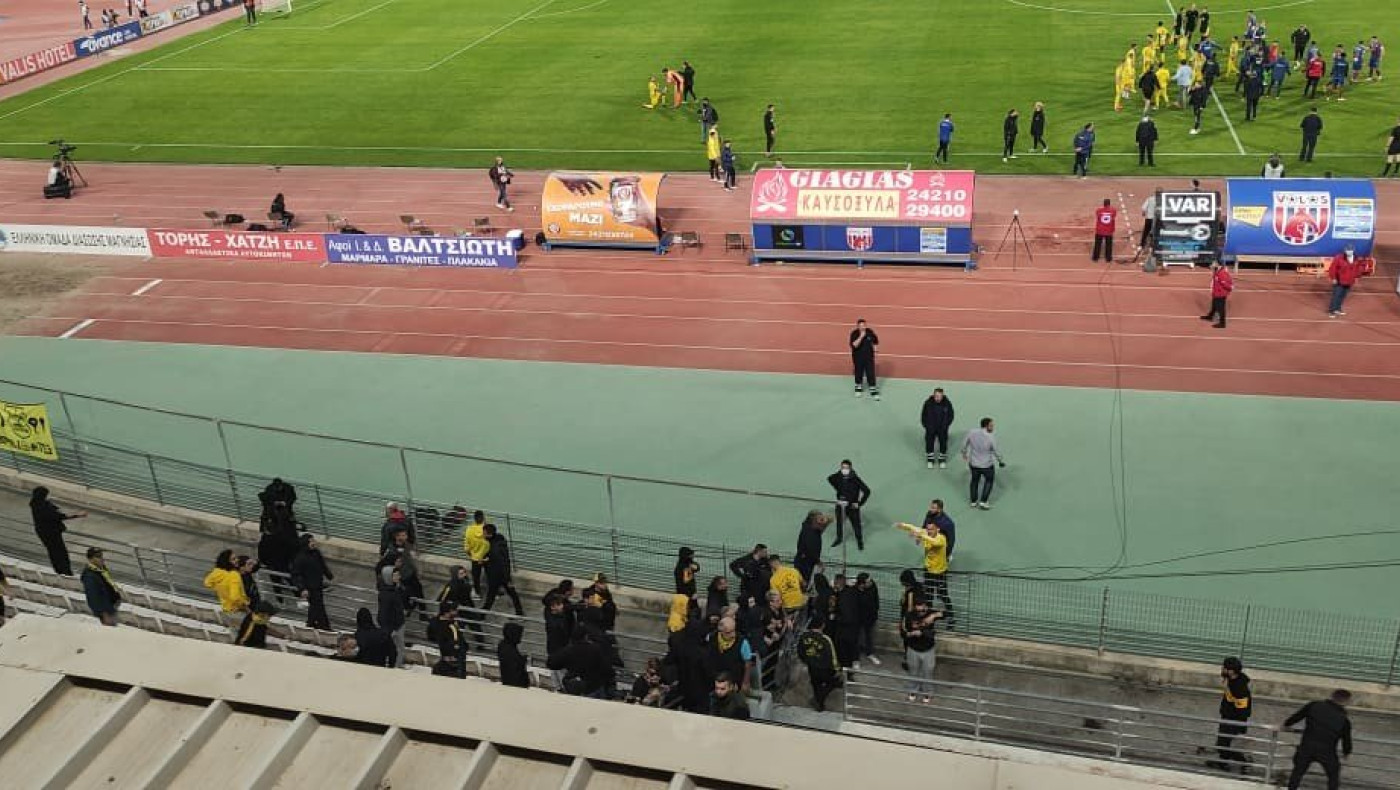 Δύο μέτρα και δύο σταθμά στις κλήσεις ΑΕΚ και Άρη