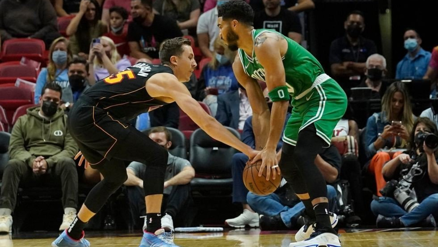 ΝΒΑ: Ξύπνησαν οι Σέλτικς, «γκέλα» από το πουθενά για τους Λέικερς