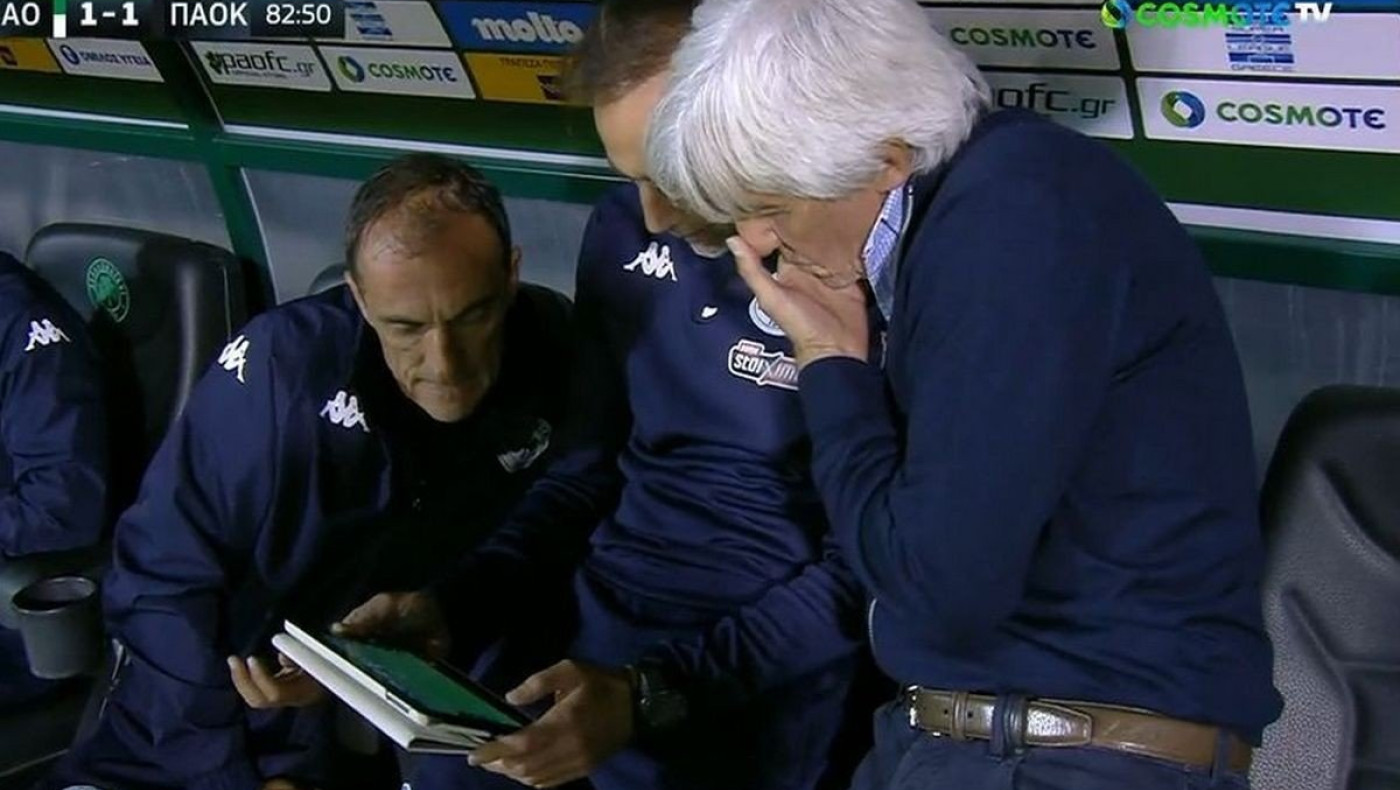 Ο Γιοβάνοβιτς είδε τη φάση του πέναλτι στο τάμπλετ και είπε «όχι ρε»