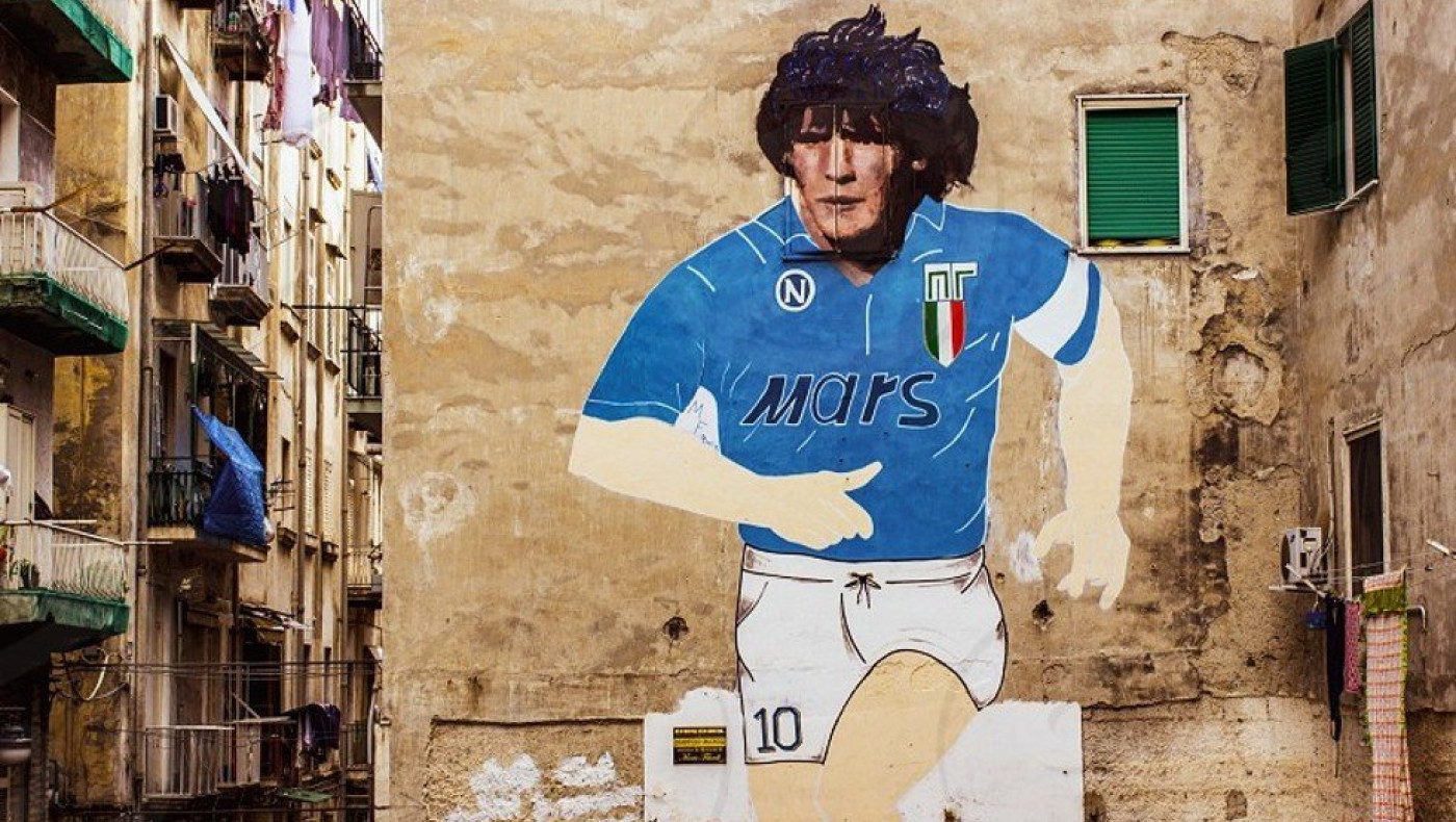 Ξυπνάει η μορφή του Μαραντόνα στην εμφάνιση της Νάπολι!