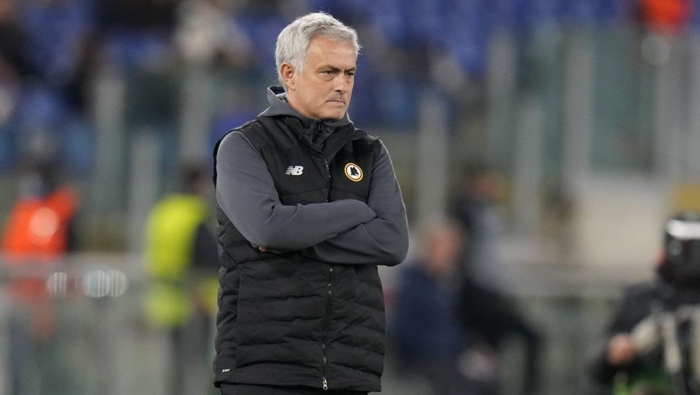 «Πυρά» Μουρίνιο κατά Παπαπέτρου: «Θα γυρίσει ήρεμος στην Ελλάδα, εμείς;» (vid)