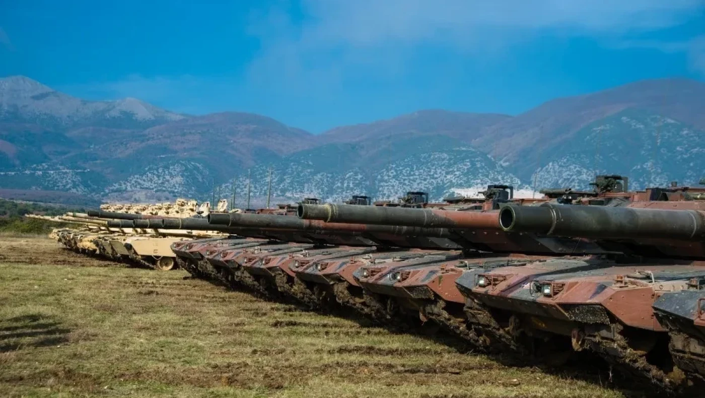 ΕΝΟΠΛΕΣ ΔΥΝΑΜΕΙΣ: Τα 5 κορυφαία υπερόπλα του ελληνικού στρατού