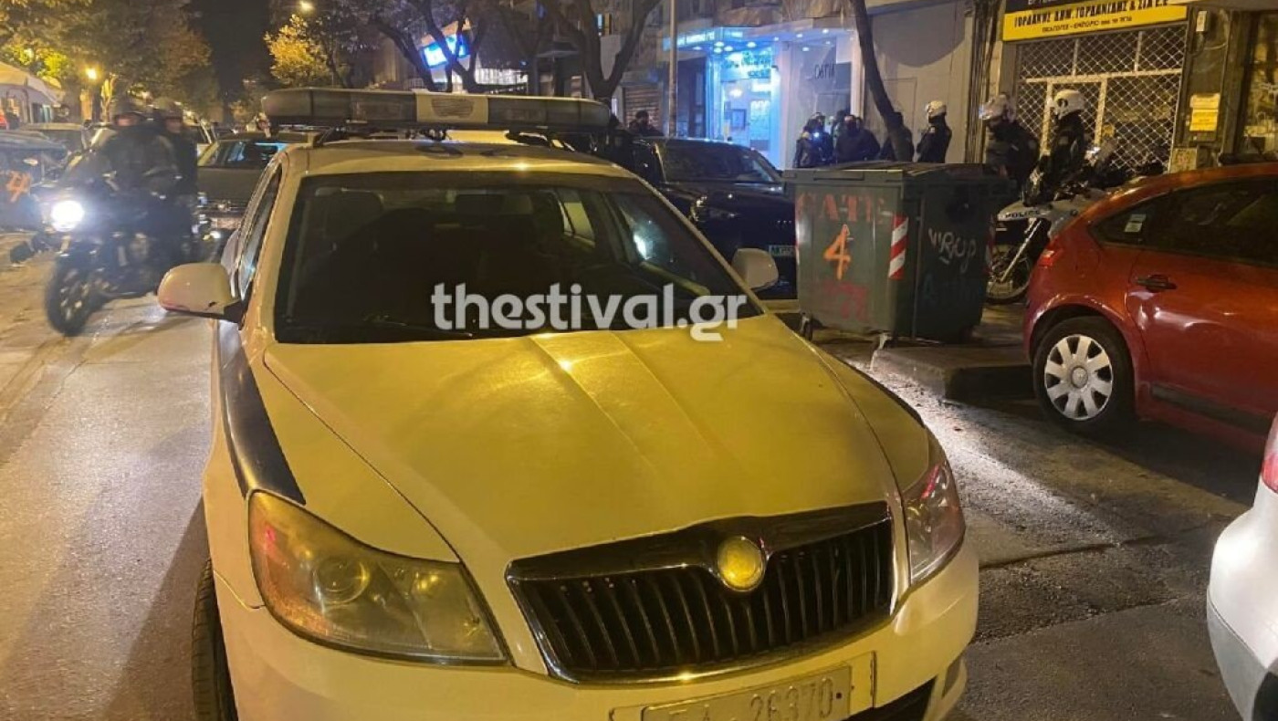 ΑΠΙΣΤΕΥΤΟ ΣΚΗΝΙΚΟ: Επιτέθηκε με τσεκούρι σε σύνδεσμο του ΠΑΟΚ