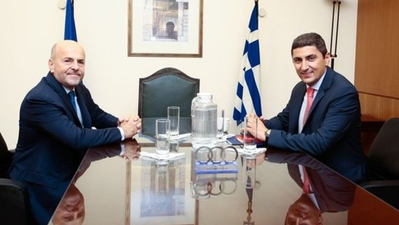 Ο ΣΚΑΪ του Αλαφούζου έβαλε... χέρι στον Αυγενάκη