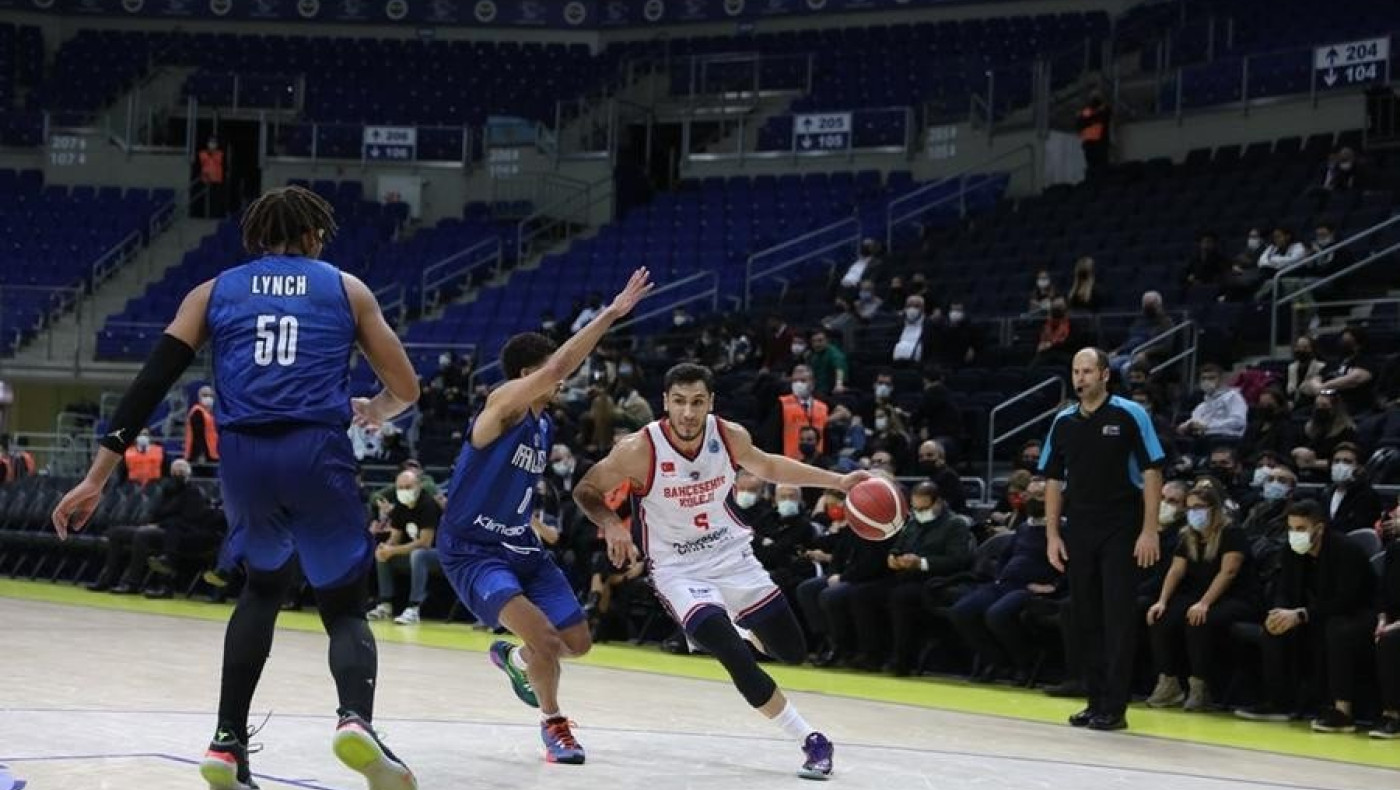 Ούτε τώρα ο Ηρακλής, αγωνία για Κουζέλογλου