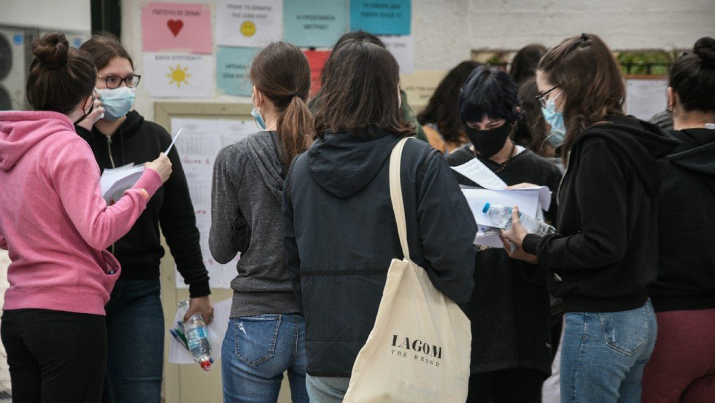 Σχολεία: Άνοιγμα στις 10 προτείνουν οι ειδικοί με περισσότερα τεστ