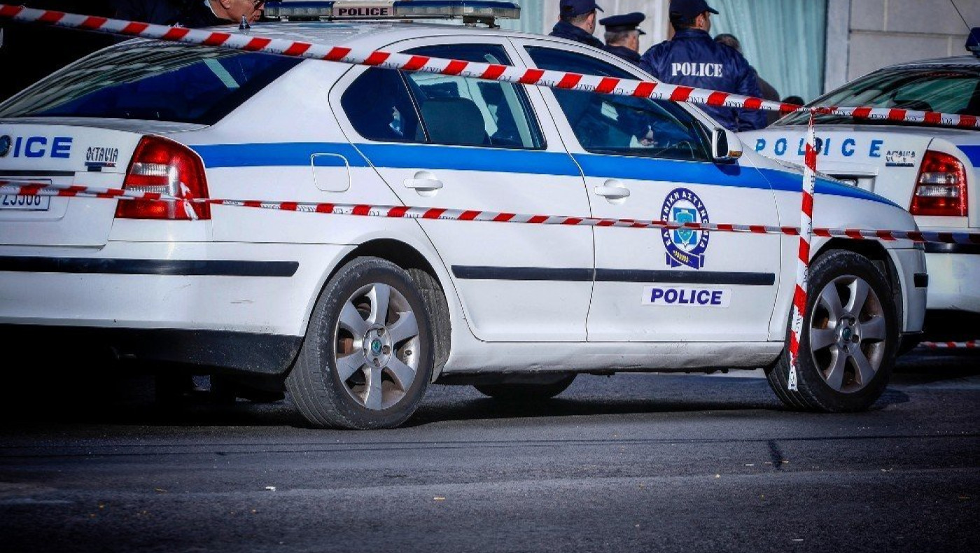 Κακοποίηση 34χρονης από ιερέα: Ανήλικος τη βίασε παρουσία του