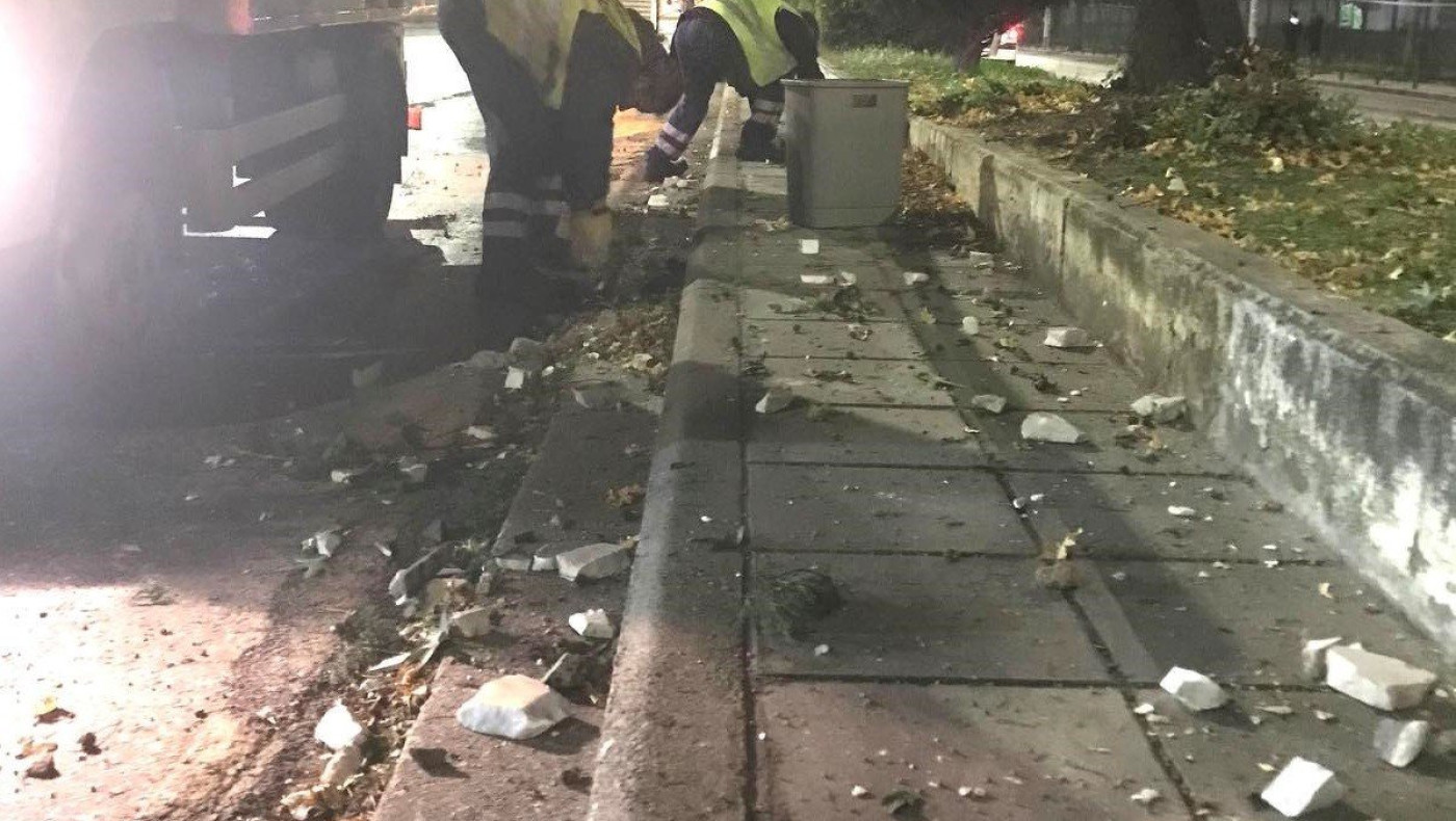 Θεσσαλονίκη: Σε χρόνο ρεκόρ καθαρίστηκε η πόλη μετά τις πορείες