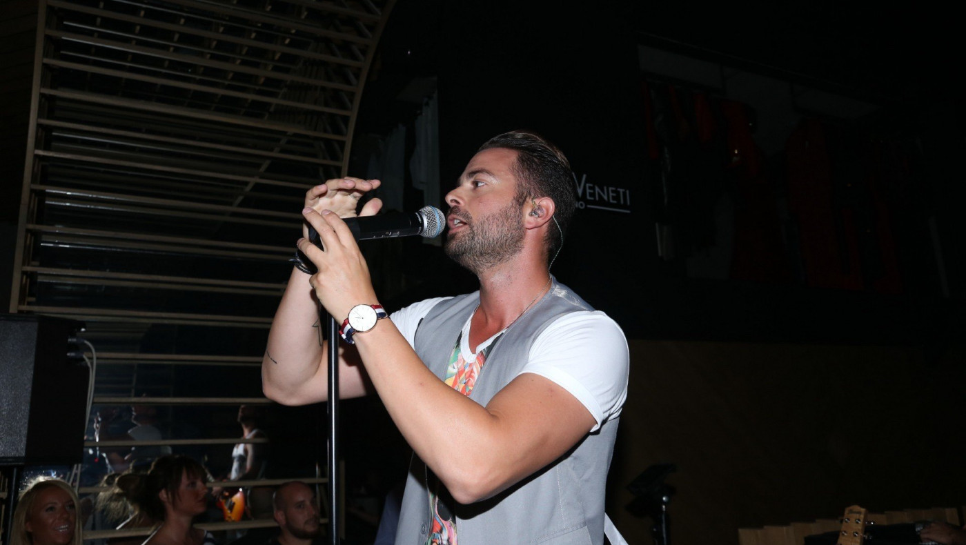 Συγκλονιστική εξομολόγηση Ηλία Βρεττού: «Μου έβαλε κάτι αιχμηρό στην κοιλιά»