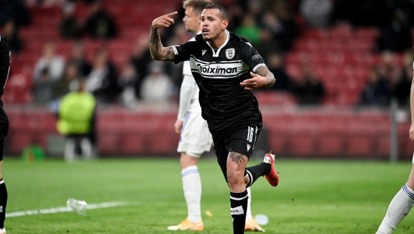 O Σίντκλεϊ... ξεκλείδωσε τα σχέδια του Λουτσέσκου