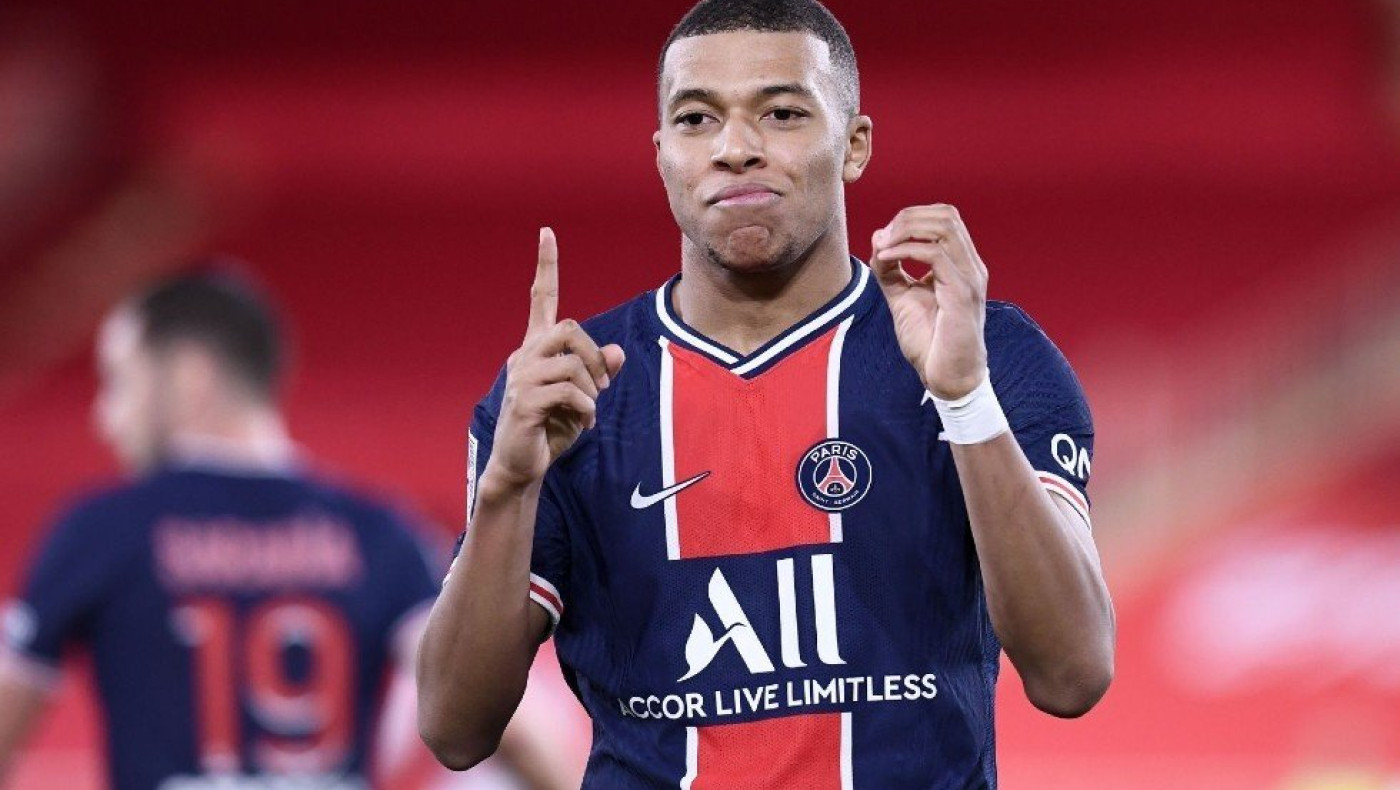 Τραυματίστηκε ο Μπαπέ, αγωνία στην Παρί ενόψει του ματς με τη Ρεάλ