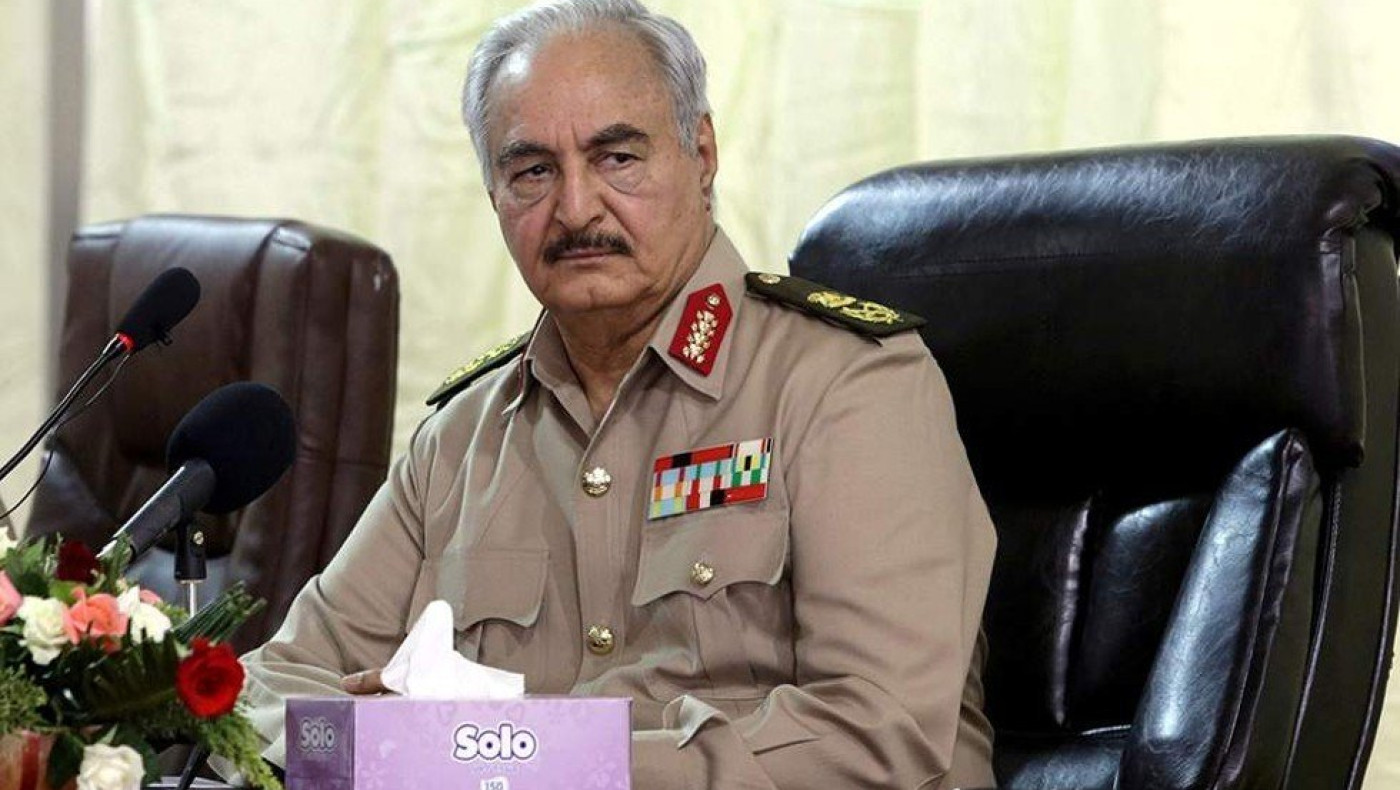 Στρατοδικείο της Λιβύης καταδίκασε σε θάνατο τον Χαλίφα Χαφτάρ