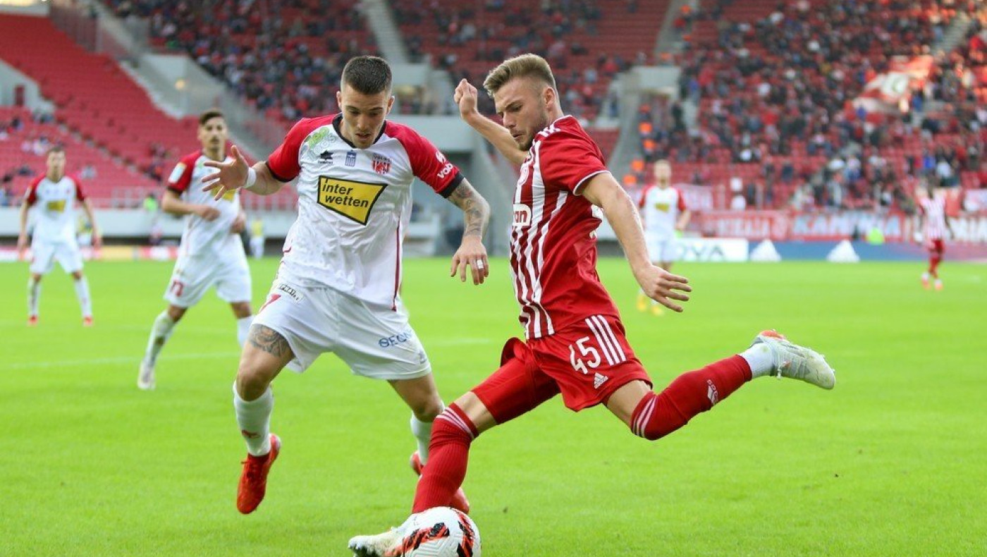 Νίκη με συνεχές «σπρώξιμο« του Ολυμπιακού επί του Βόλου σε ματς «θρίλερ»