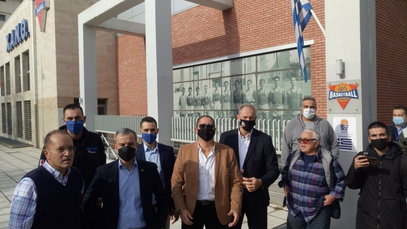 Ζέρβας και Λιόλιος... παρέα με τα δύο τρόπαια Ευρωμπάσκετ: «Η Θεσσαλονίκη να γίνει ξανά κυρίαρχη»