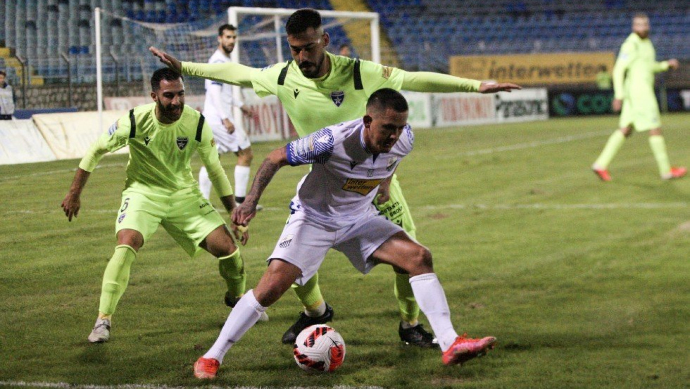 Κύπελλο Ελλάδος: Με το ένα πόδι στους «8», με το άλλο στο... χωράφι η Λαμία!