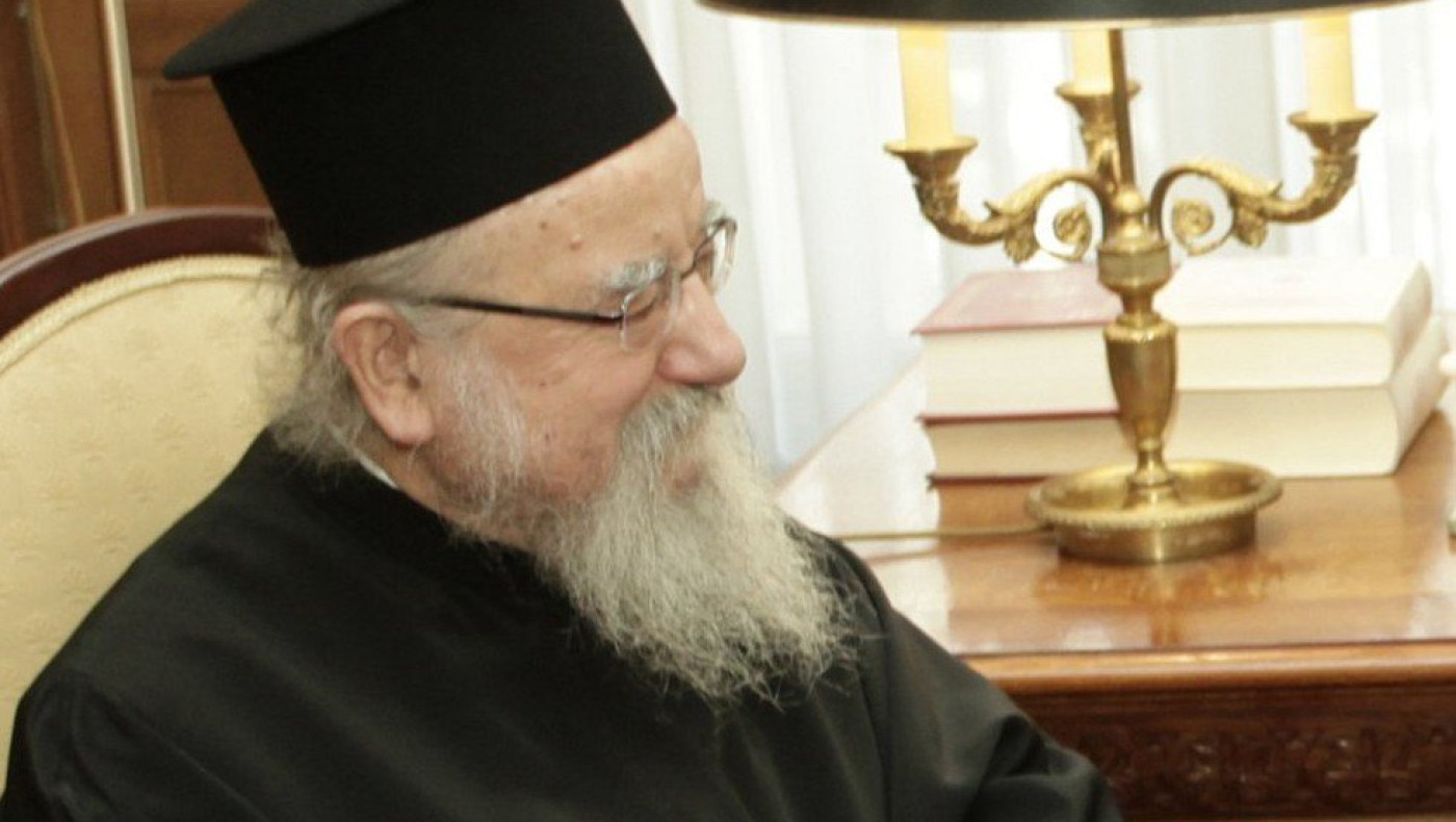 Έντονη αντίδραση της ΠΟΕΔΗΝ για την άμεση διασωλήνωση του μητροπολίτη Κοσμά
