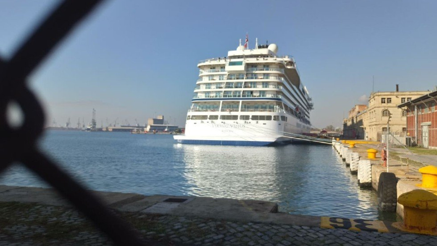 Ένας Βίκινγκ στο λιμάνι της Θεσσαλονίκης! ﻿ ﻿