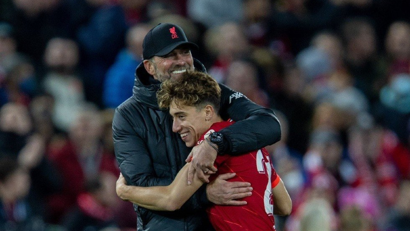 Απίστευτος «Τσίμι»: Τρολάρει τον Κλοπ με... κόκκινη κάρτα