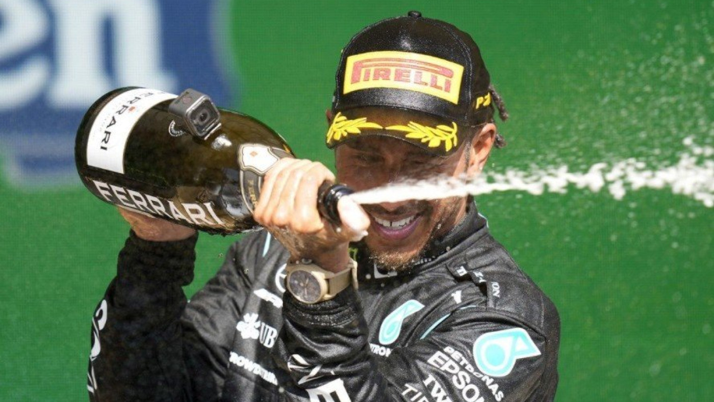 GP Σαουδικής Αραβίας: Δραματικό φινάλε με νικητή τον Χάμιλτον