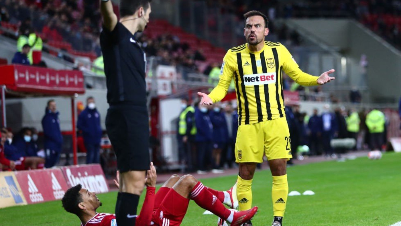 «Υπάρχει αλλοίωση αποτελέσματος, πέναλτι ήταν και τα δύο που ζήτησε ο Άρης»