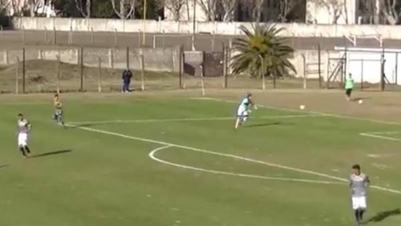 Η γκάφα του αιώνα από τερματοφύλακα στην Αργεντινή (video)