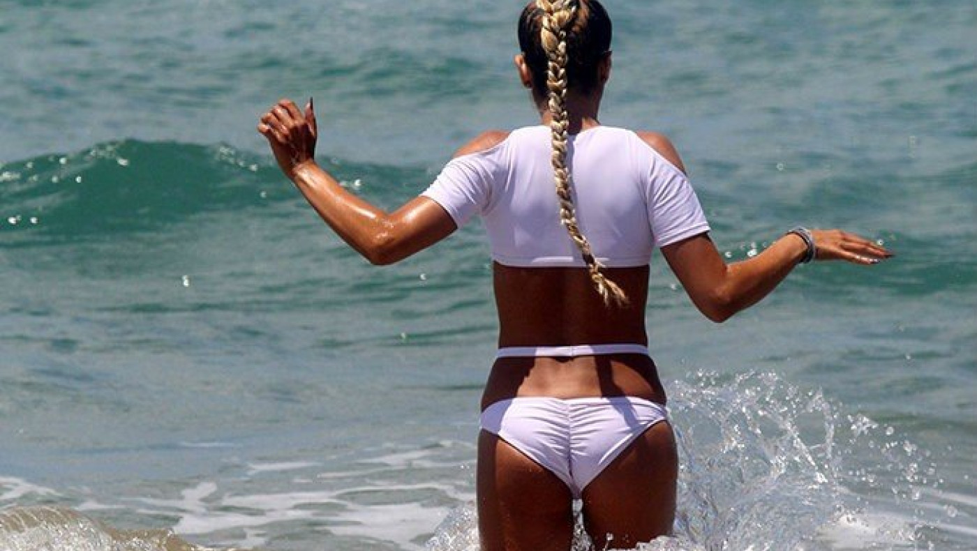 Η Στικούδη μας στέλνει (ξανά) αδιάβαστους!