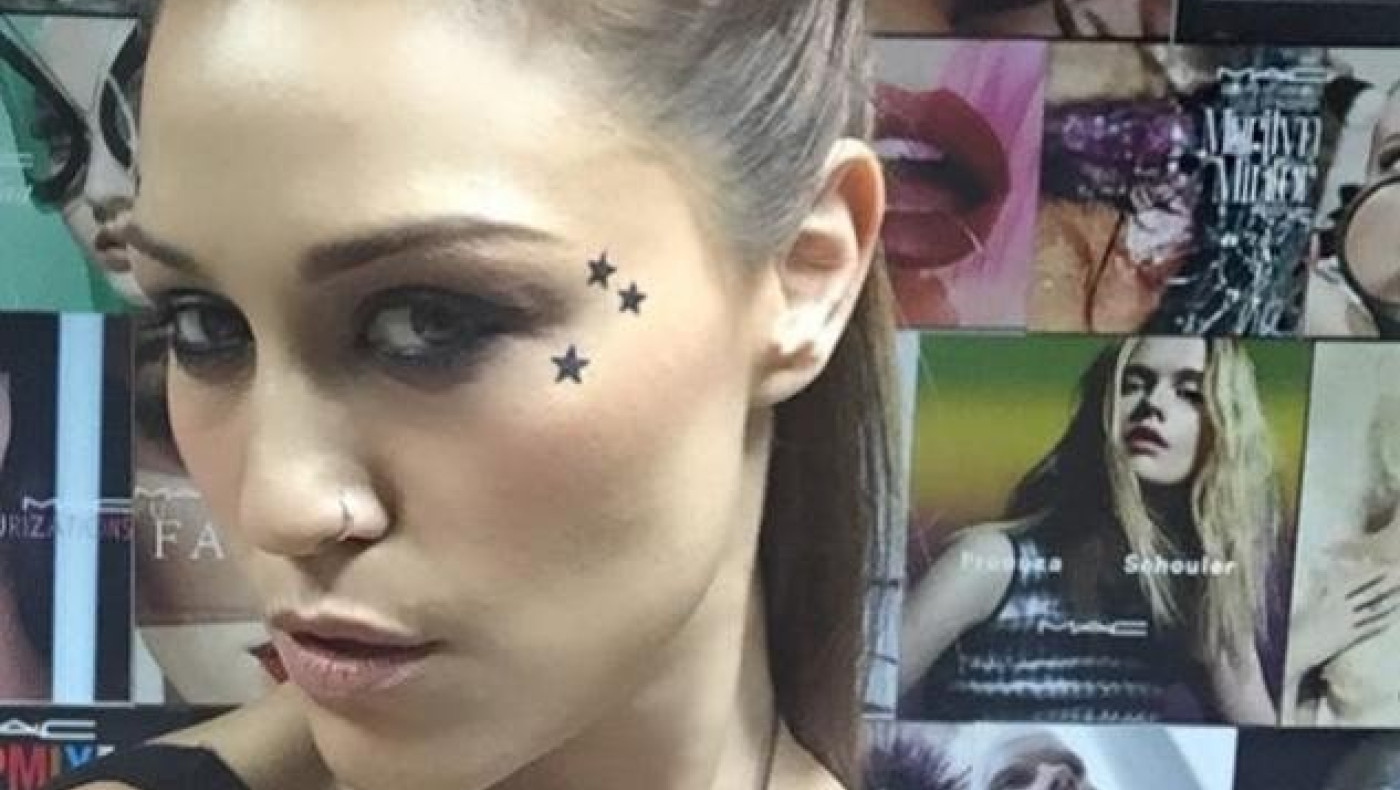 Ποζάρει με νέο look η Πηνελόπη Αναστασοπούλου (Pics)