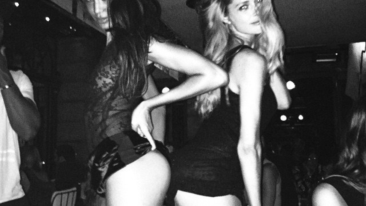 Οι αισθησιακές φωτογραφίες της Ντούτζεν Κρος που μας φτιάχνουν την εβδομάδα!