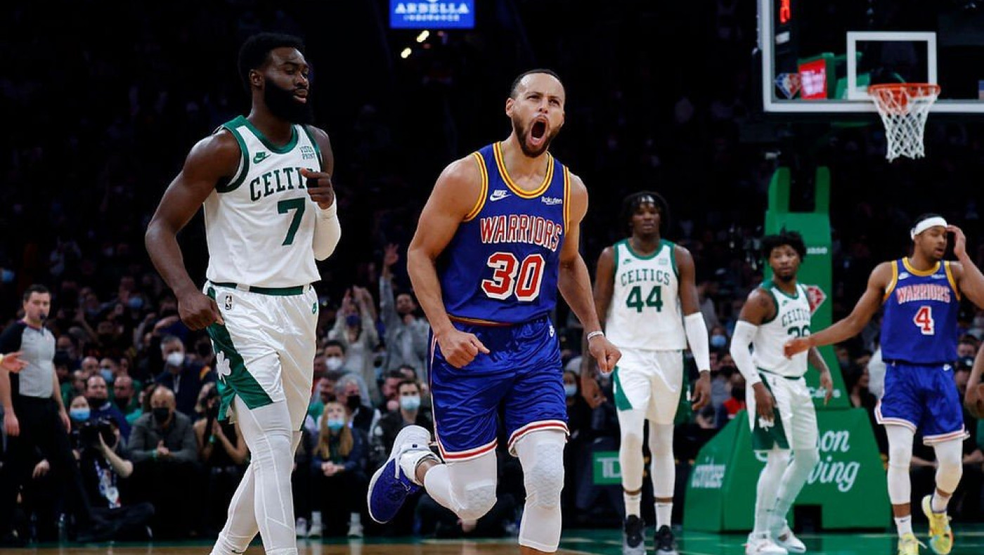 ΝΒΑ: Όρθιοι οι Ουόριορς στη Βοστόνη – Λύγισαν στην παράταση οι Μπακς