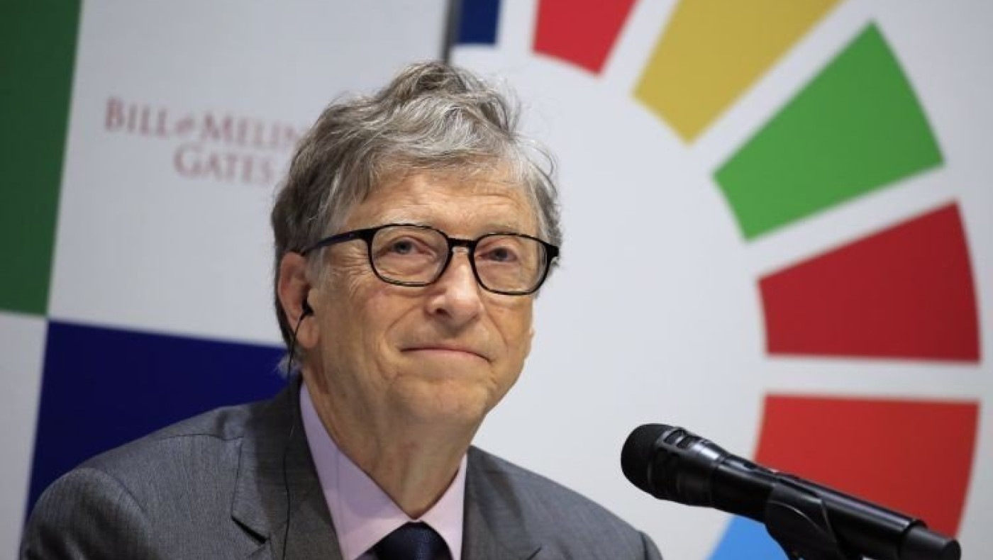 Μπιλ Γκέιτς: Η νέα του εκτίμηση για το τέλος της πανδημίας λόγω της Όμικρον