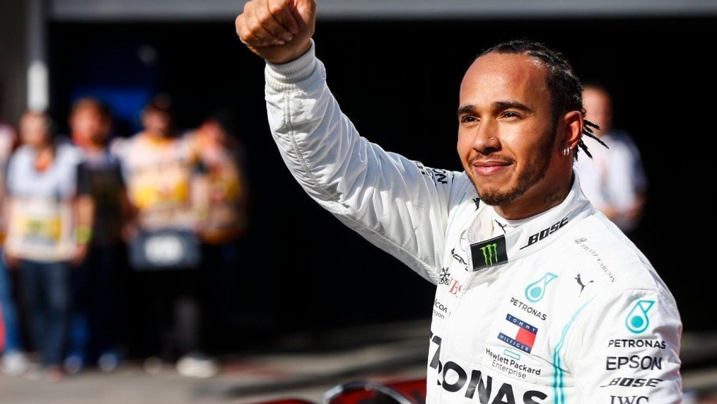 Ο Χάμιλτον έδωσε τα respect του στον Γιάννη Αντετοκούνμπο: «Έμπνευση τα όσα είπε για την αποτυχία»