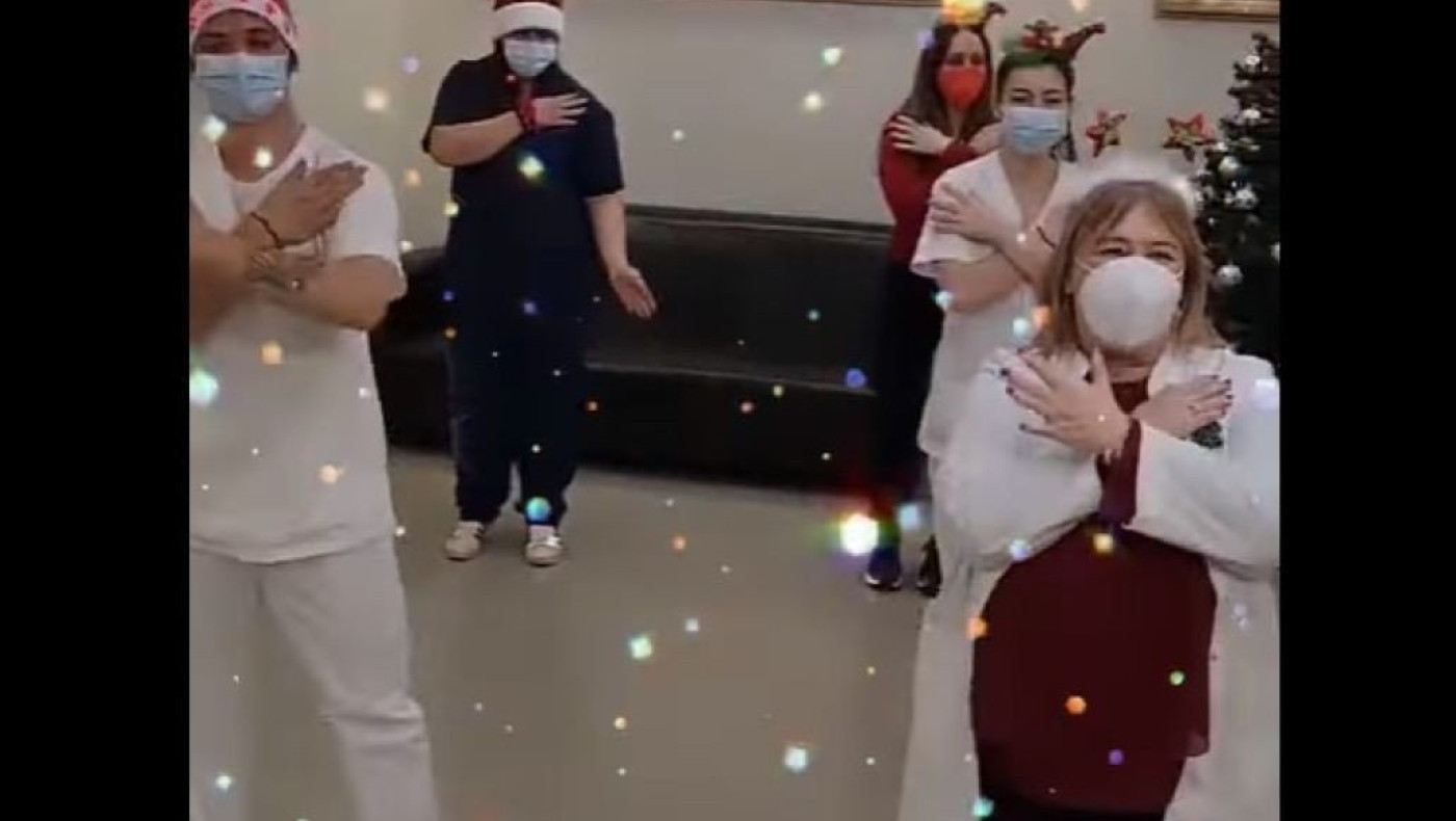 Σέρρες: Γιατροί και νοσηλευτές σε κλινική χορεύουν και στέλνουν μήνυμα αισιοδοξίας