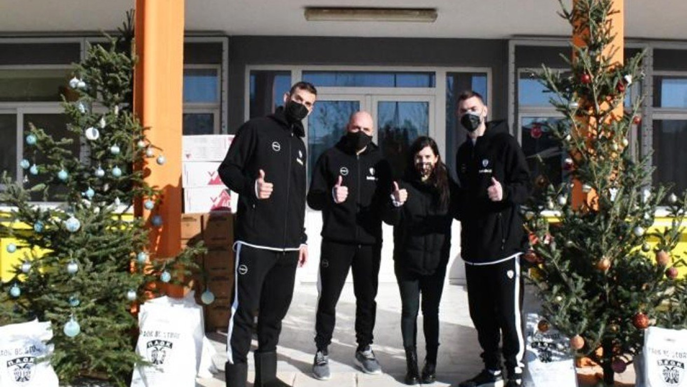ΠΑΟΚ: Μοίρασε χαρά με δώρα στο «Χαμόγελο του Παιδιού»