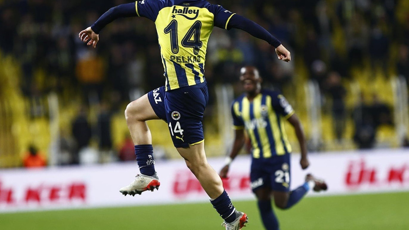 Eφυγε ο Περέιρα και έσπασε το ρόδι ο Πέλκας (video)