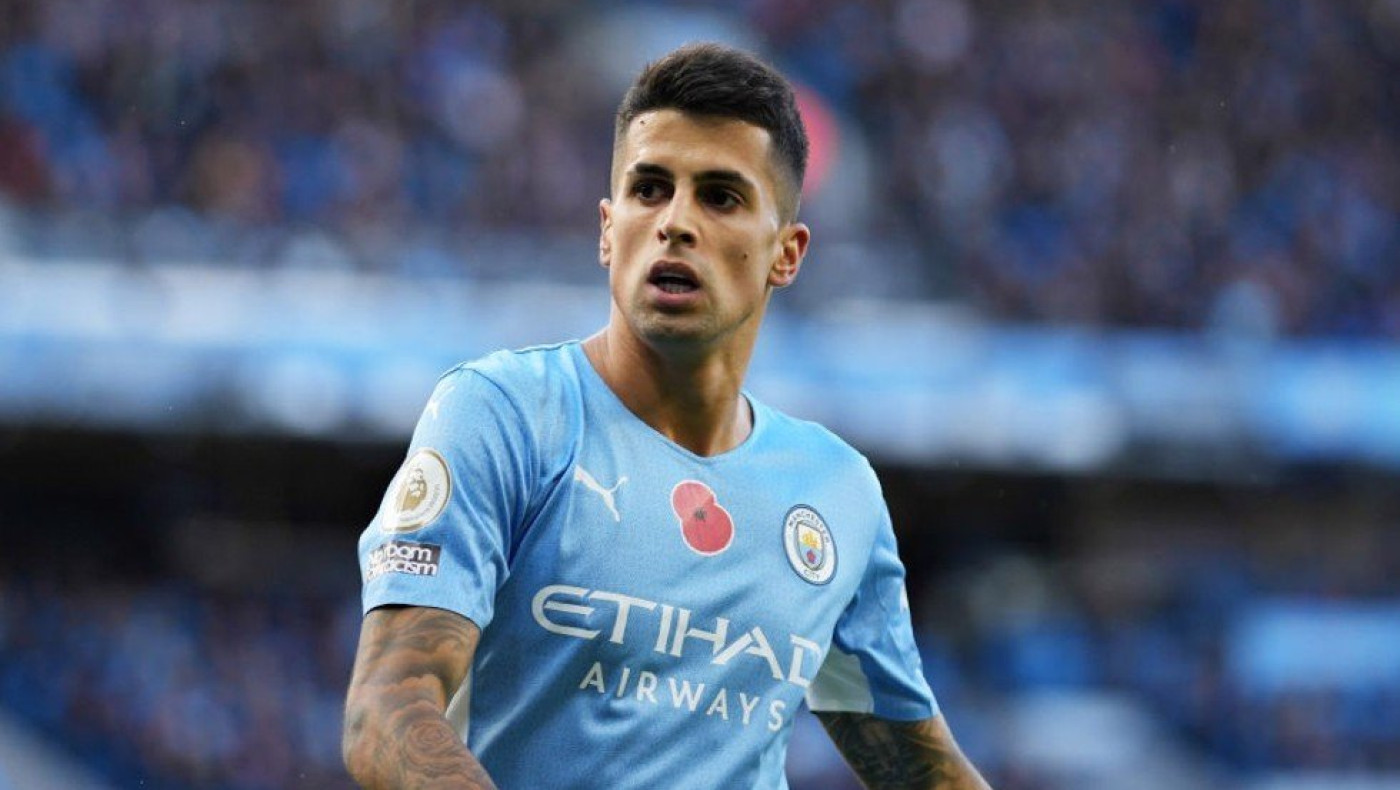 Νύχτα τρόμου για τον Κανσέλο: Ληστές τον χτύπησαν μέσα στο σπίτι του