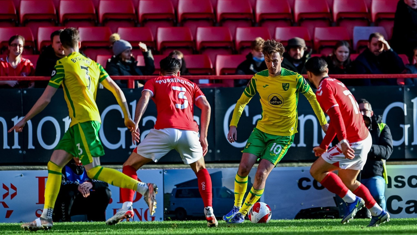 Πρόκριση για Νόριτς, αλλαγή από το... ημίχρονο «βγήκαν» Γιαννούλης, Τζόλης