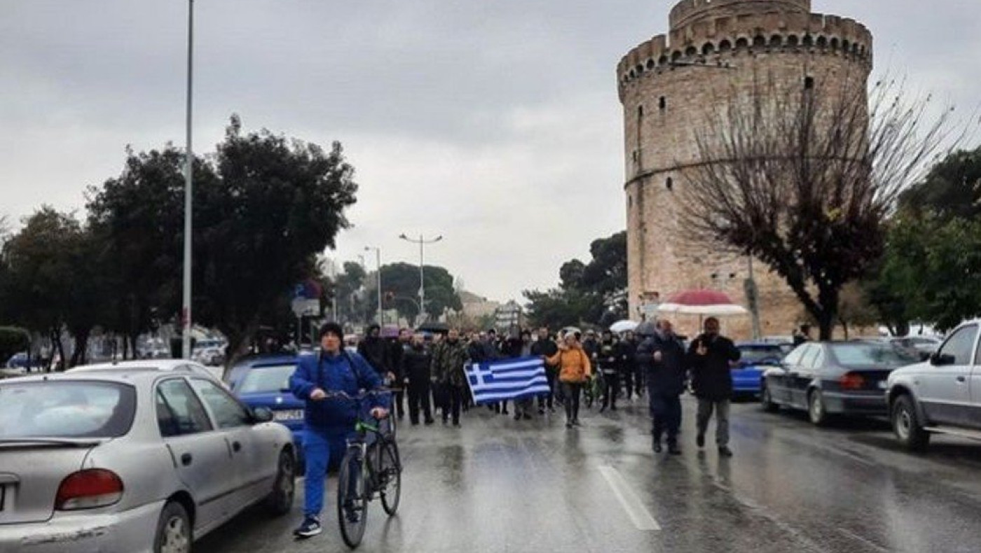 Θεσσαλονίκη: Συνθήματα υπέρ του Τζόκοβιτς στην πορεία κατά της υποχρεωτικότητας του εμβολιασμού