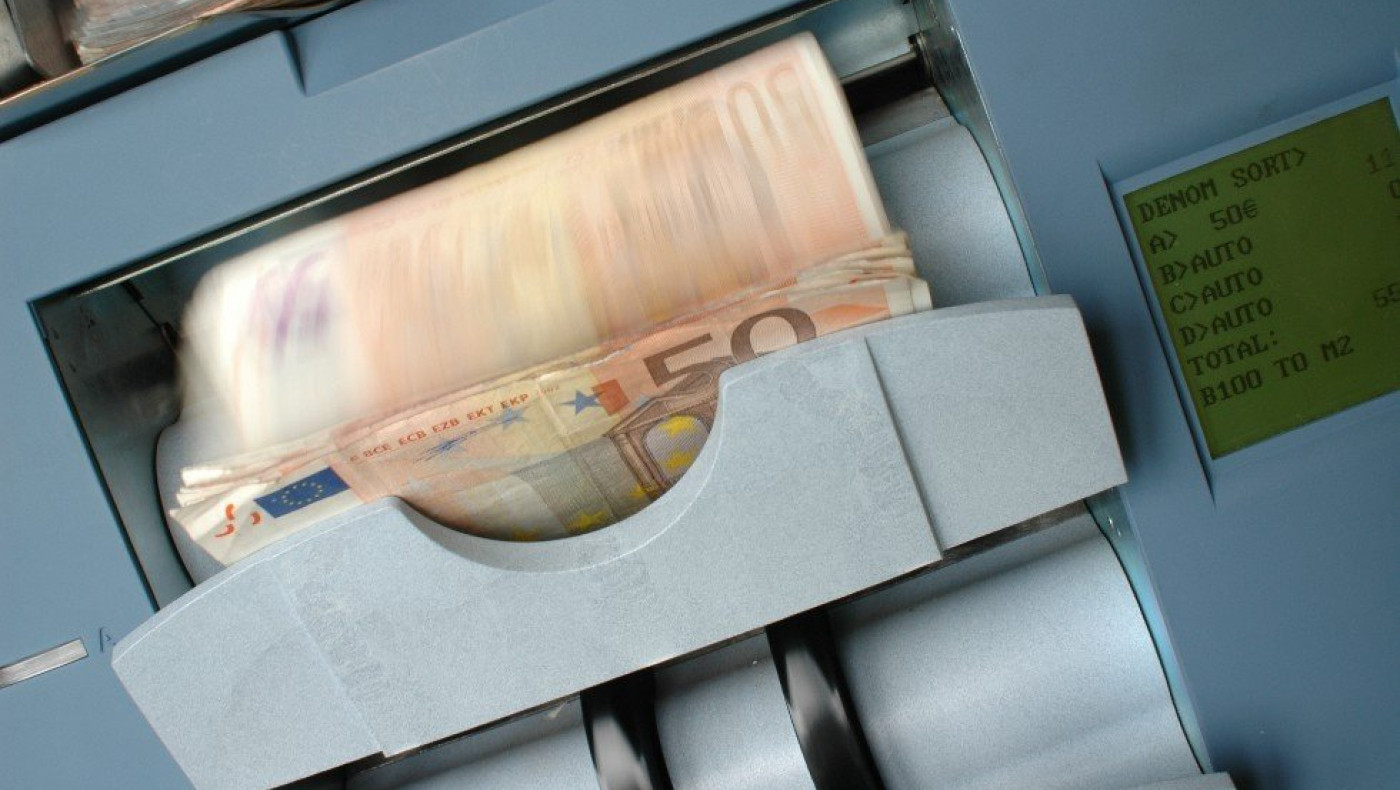 Ανακαλείται η χρηματοδότηση σειρών και ταινιών λόγω ελλείμματος 3 εκατομμυρίων