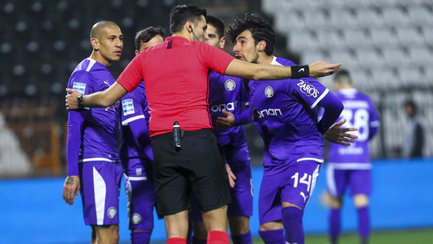 Βούρος: «Κάποια στιγμή πρέπει να ασχοληθούμε κι εμείς με τις διαιτητικές αποφάσεις, όλοι είδαν τι έγινε»