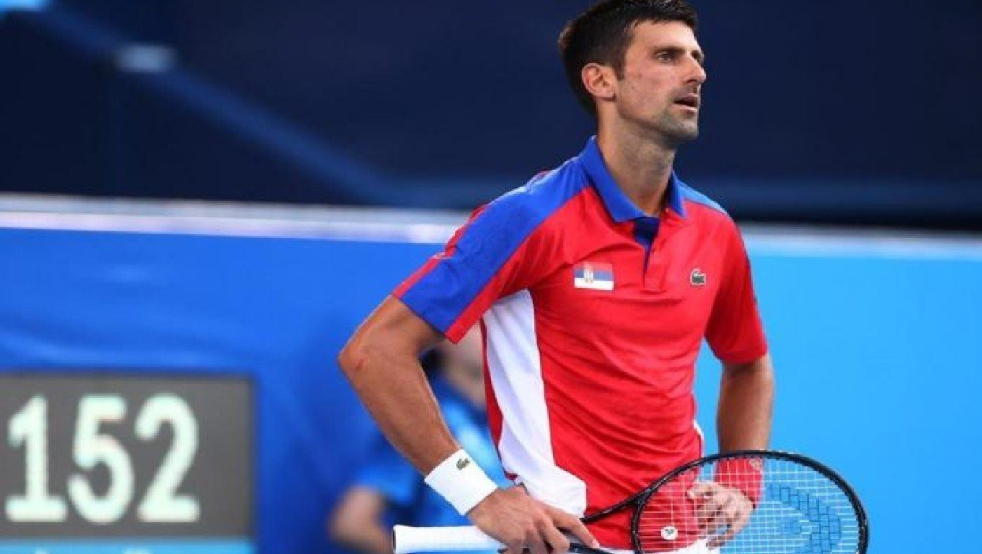 Ζογκλέρ Τζόκοβιτς, κάνει κολπάκια με τη μπάλα!