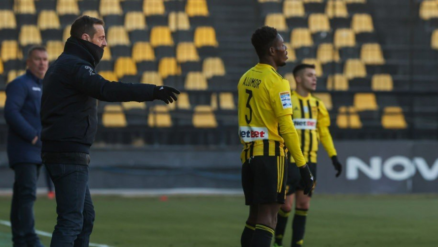 Μάντζιος: «Έχουμε πρόβλημα, πρέπει να βρούμε λύση»